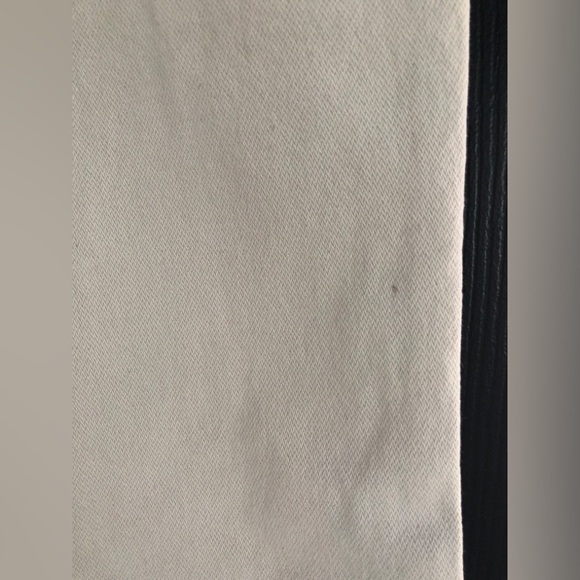 Men's Wrangler Beige Straight-Leg Jeans - Classic Casual 
Size 36x30
EUC - Picture 8 of 11